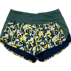 Outdoor Voices Hudson Mineral Blooms Shorts - Small